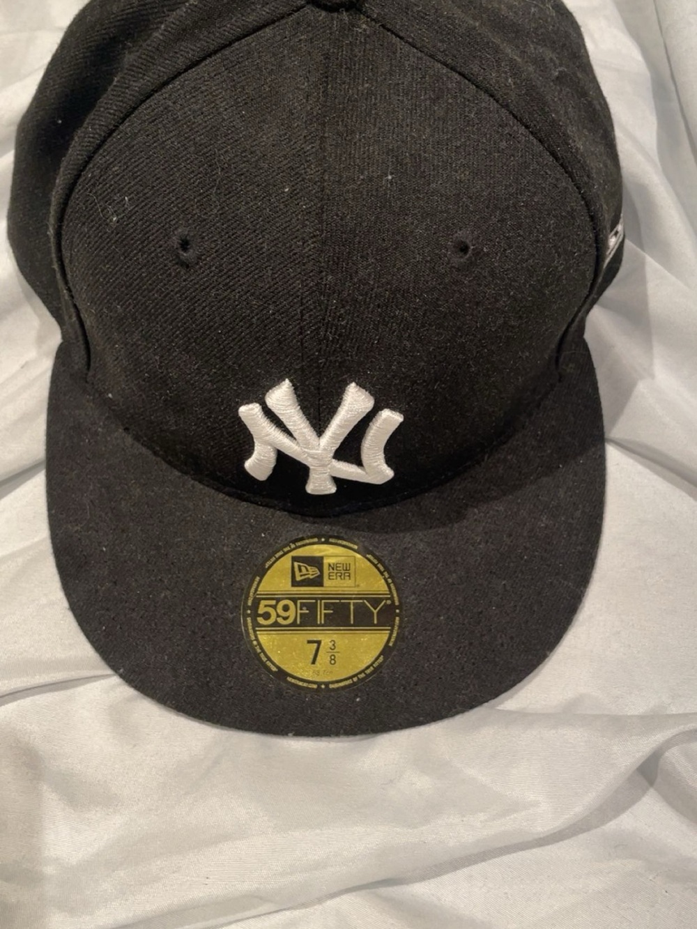 New Era Black 59FIFTY Fitted Cap Interior Detail